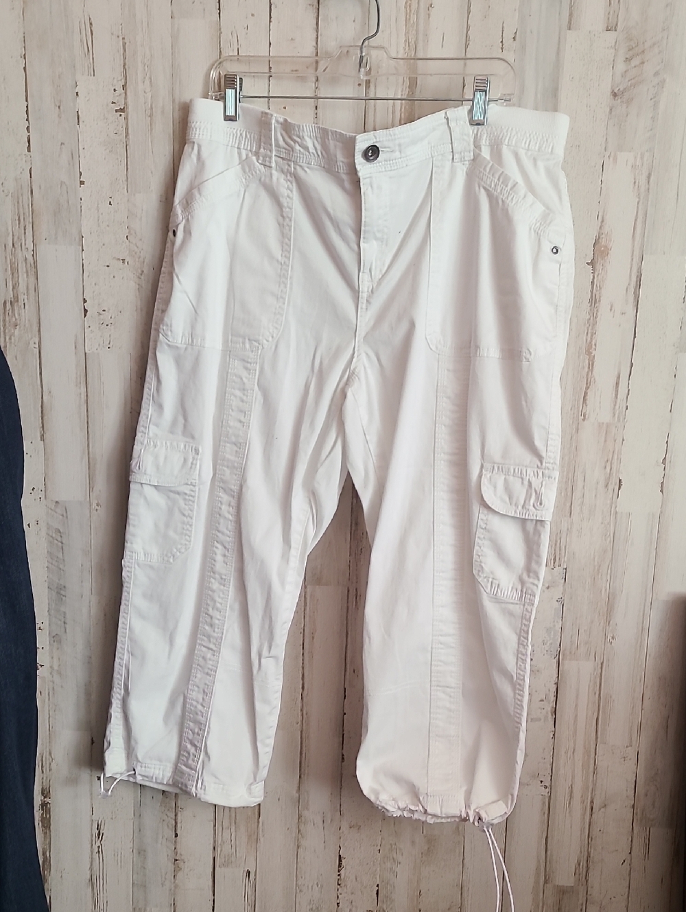 Style & Co. White Cargo Capris with Drawstring Hems